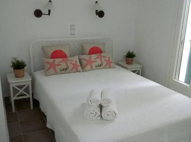 Chez Semiramis Sunrise Serifos 11 Persons 度假居 *