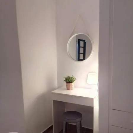 Chez Semiramis Sunrise Serifos 11 Persons *