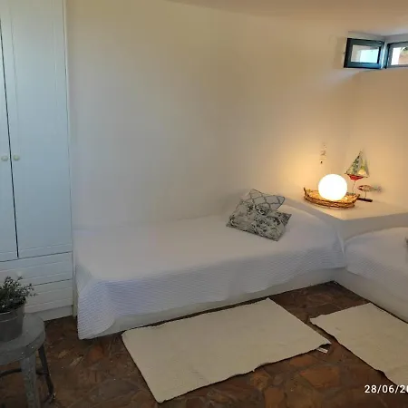 Chez Semiramis Sunrise Serifos 11 Persons