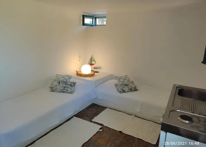 Chez Semiramis Sunrise Serifos 11 Persons Rámos